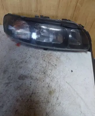 Volvo S60 Headlight/headlamp 89007870 8693588