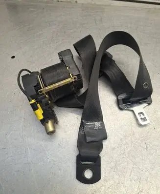 Mercedes-Benz ML W163 Front seatbelt A1638602985 33004740