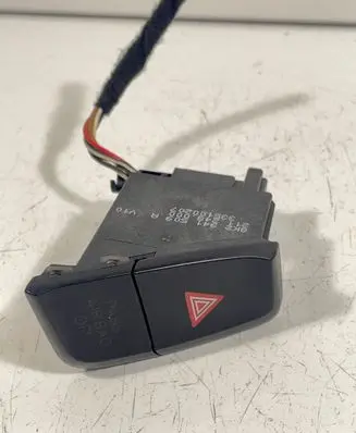 Audi A4 S4 B8 8K Hazard light switch 8K2941509A 335100207 325100307