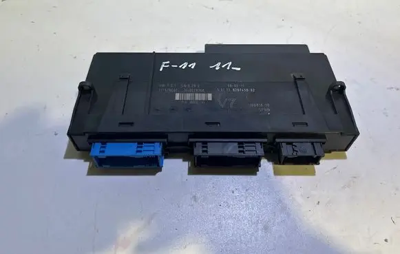 BMW 5 F10 F11 Comfort/convenience module 517626E01 9267458 1540028308
