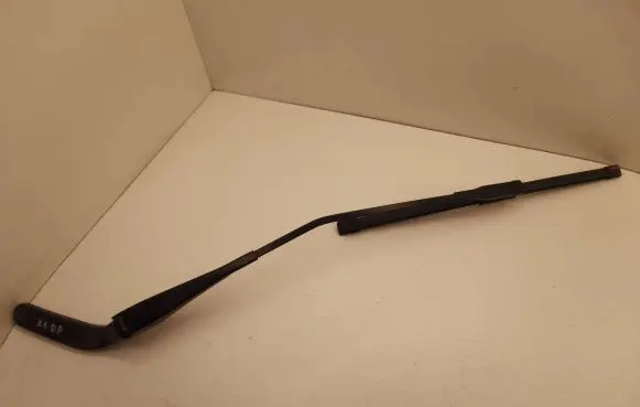 BMW X1 E84 Front wiper blade arm 2990029