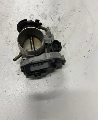 Audi A4 S4 B5 8D Throttle valve 408237111012
