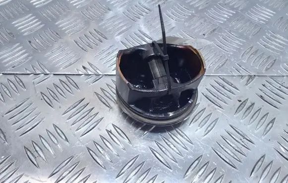 Jaguar XF X260 Piston 