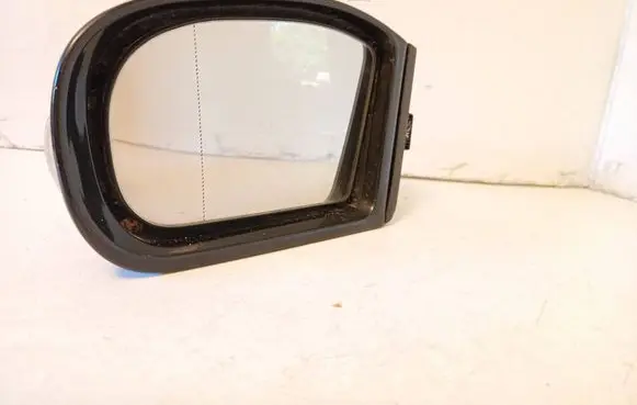 Mercedes-Benz C W203 Front door electric wing mirror 413133417