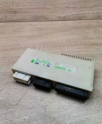 BMW 5 E39 Central body control module 6922152