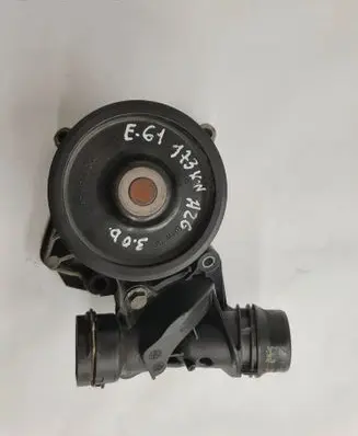 BMW 5 E60 E61 Water pump 