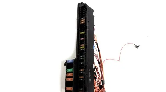 BMW 5 E60 E61 Fuse box set 6114695733002 15713290