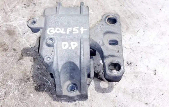 Volkswagen Golf Plus Engine mount bracket 1K0199262