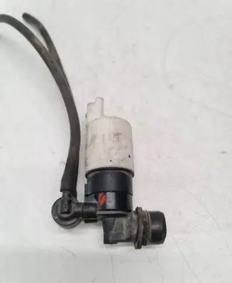 Renault Master II Windscreen/windshield washer pump 8200067015