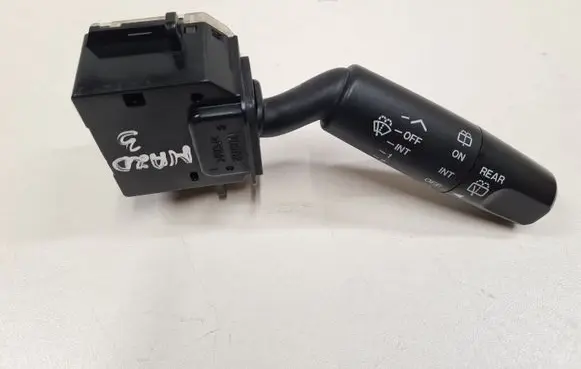 Mazda 3 I Wiper control stalk 17D682