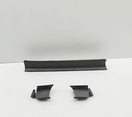 Volvo XC40 Dashboard glove box trim 32234621 P32234621