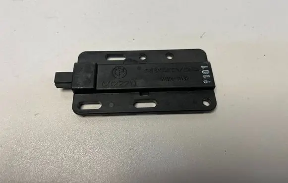 BMW X5 E70 Keyless system antenna 6922211