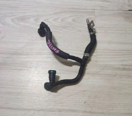 Peugeot Rifter Fuel line pipe 