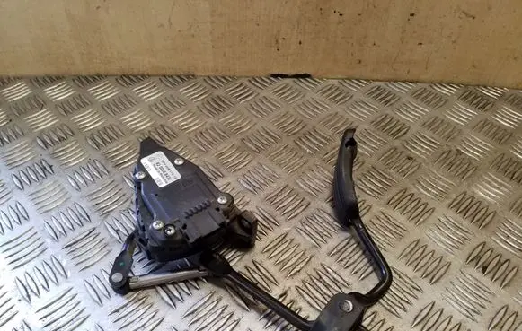 Renault Trafic II (X83) Accelerator throttle pedal 8200008477 6PV00811915