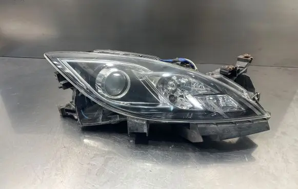 Mazda 6 Headlight/headlamp