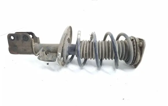 Front shock absorber with coil spring