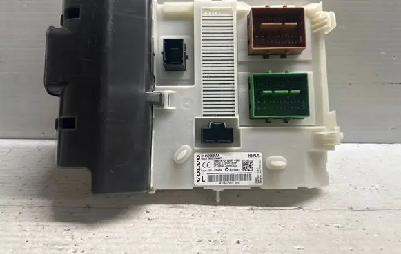 Volvo V60 Fuse module 31412969