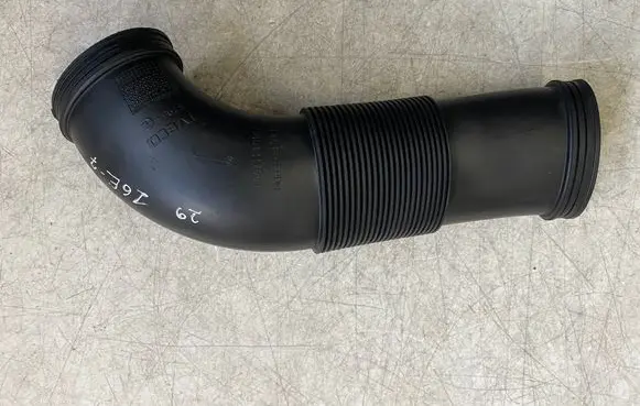 Iveco Daily 6th gen Air intake hose/pipe 5801317091