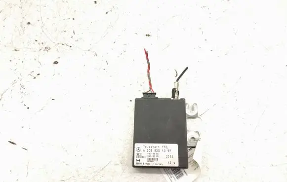 Mercedes-Benz C W203 Auxiliary heating control unit/module 2038201097 A2038201097