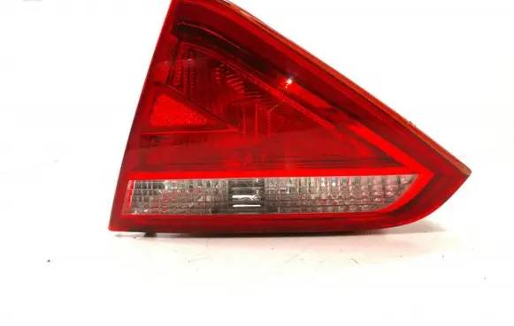 Audi A5 8T 8F Tailgate rear/tail lights 8T0945094