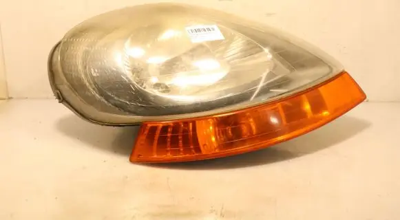 Renault Trafic II (X83) Headlight/headlamp 8200007030