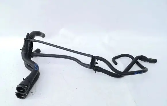 Volkswagen Polo VI Engine coolant pipe/hose