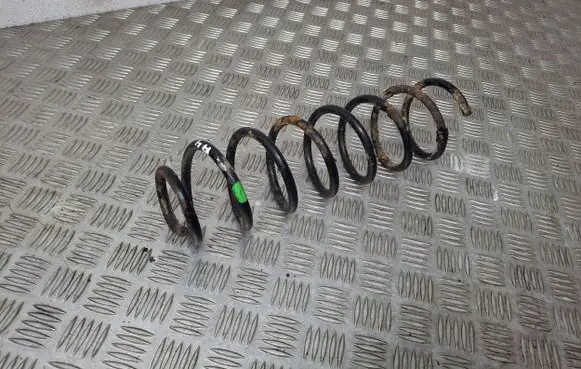 Audi A4 S4 B5 8D Rear coil spring