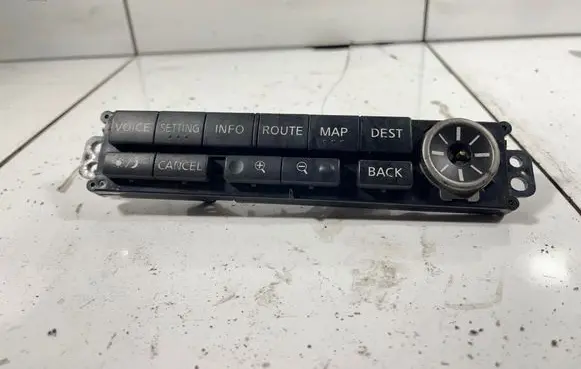 Nissan X-Trail T30 Multifunctional control switch/knob 28395EQ300 T31000A1601000 4D12