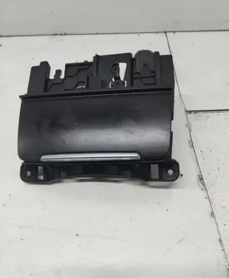 Audi A5 Sportback 8TA Car ashtray 8K0857951