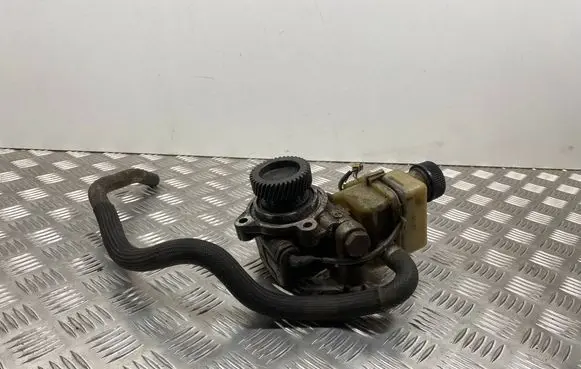 Mazda 6 Power steering pump 