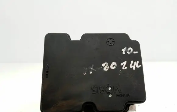Hyundai ix20 ABS Pump 1K58920500 589201K200