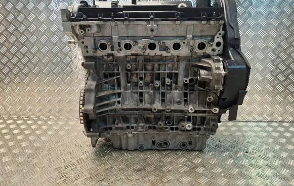 Volvo XC90 Engine S27705421 D5244T 6901083