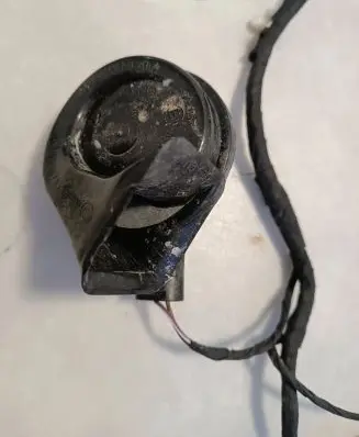 BMW 3 F30 F35 F31 Horn signal 7245423