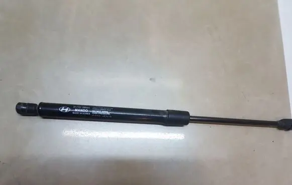 Hyundai Santa Fe Tailgate/trunk strut/damper 817702B001