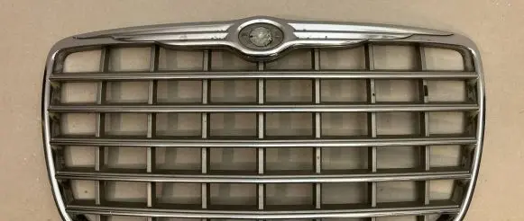 Chrysler 300 - 300C Front grill 04805927AA 04805926AA 62501