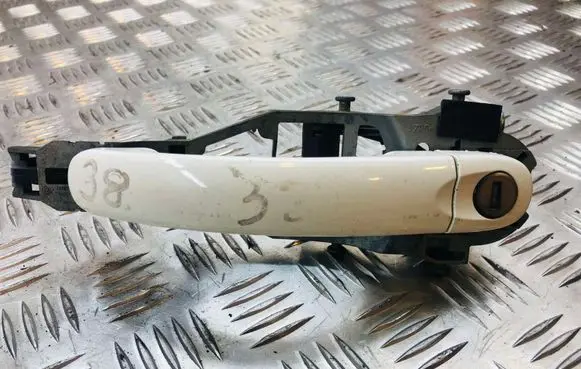 Volkswagen Golf V Front door exterior handle 1K0837885A