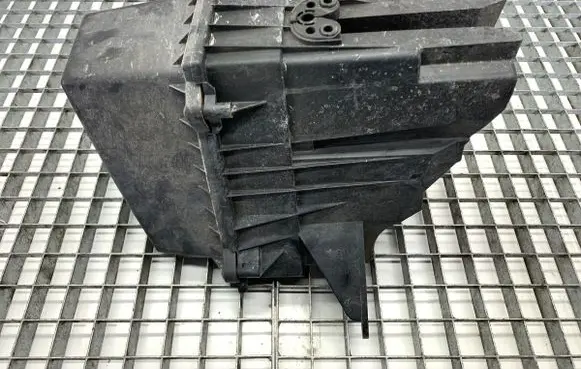 Seat Ibiza IV (6J,6P) Air filter box 6Y0129607D