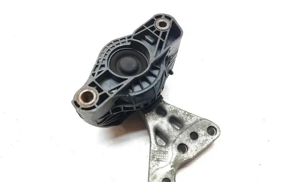 Peugeot 2008 I Engine mount bracket 9678771080 9676760580