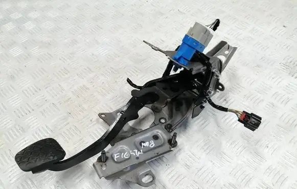 Ford Fiesta Brake pedal 