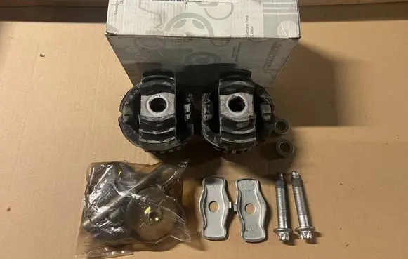 Mercedes-Benz C W202 Rear suspension assembly kit set A2023503408