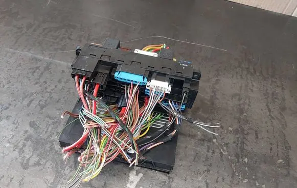 Mercedes-Benz C W203 Comfort/convenience module 2095450001 5DK008485-10