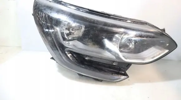 Renault Megane IV Headlight/headlamp
