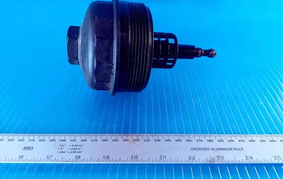 BMW X3 E83 Oil filter cover 