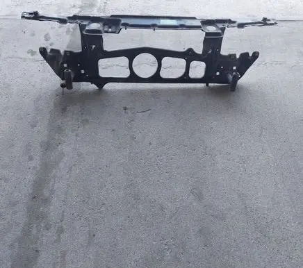 BMW 5 E39 Radiator support slam panel