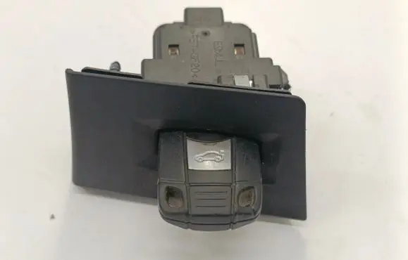 BMW 3 E90 E91 Ignition lock 6954719