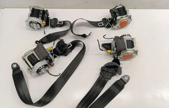 Audi A6 S6 C8 4K Set of seat belts 0589P1000799 2806P1004337 0589P10026
