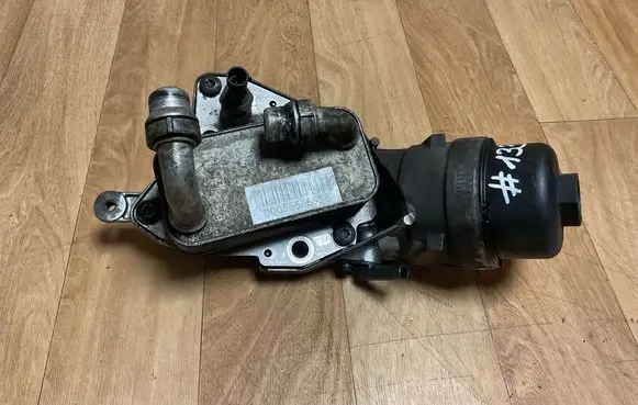 Opel Insignia A Oil filter mounting bracket 55565958
