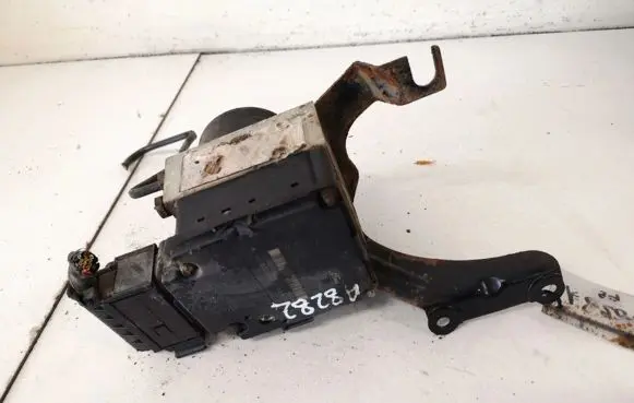 Ford Focus ABS Pump 98ag2m110ca 98ag-2m110-ca