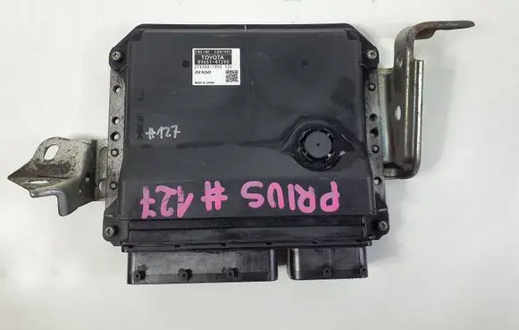 Toyota Prius (XW30) Engine control unit/module 8966147280 2753007393