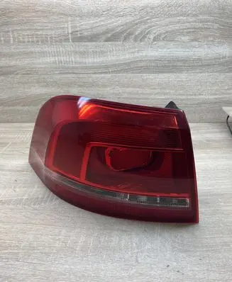 Volkswagen PASSAT B7 Rear/tail lights 3AF945095C 605001 LEFTSIDE